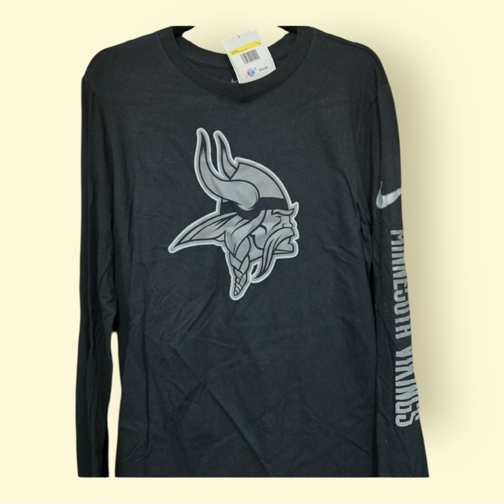 NWT Nike Men's Black Long Sleeve Tee with Viking Graphic, Multiple Sizes